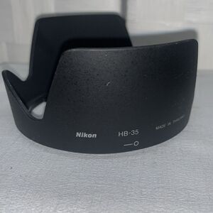 Genuine Nikon HB-35 hood For DX 18-70 18-105mm 18-140mm VR 18-135mm.